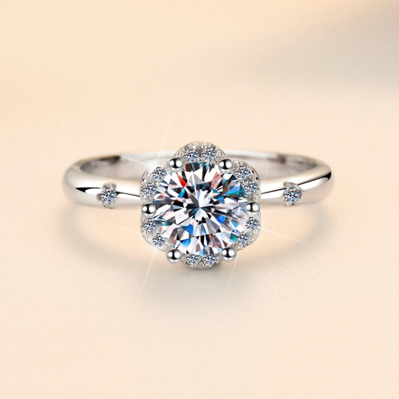 Ring 18K Gold Floral Moissanit