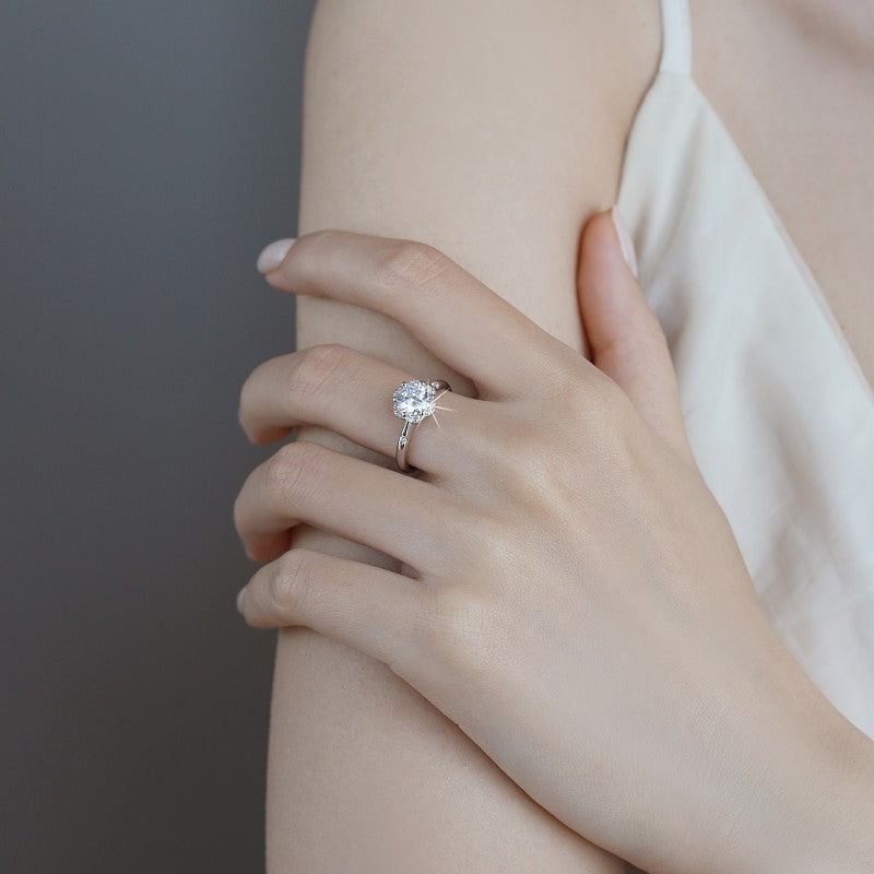 Ring 18K Gold Floral Moissanit