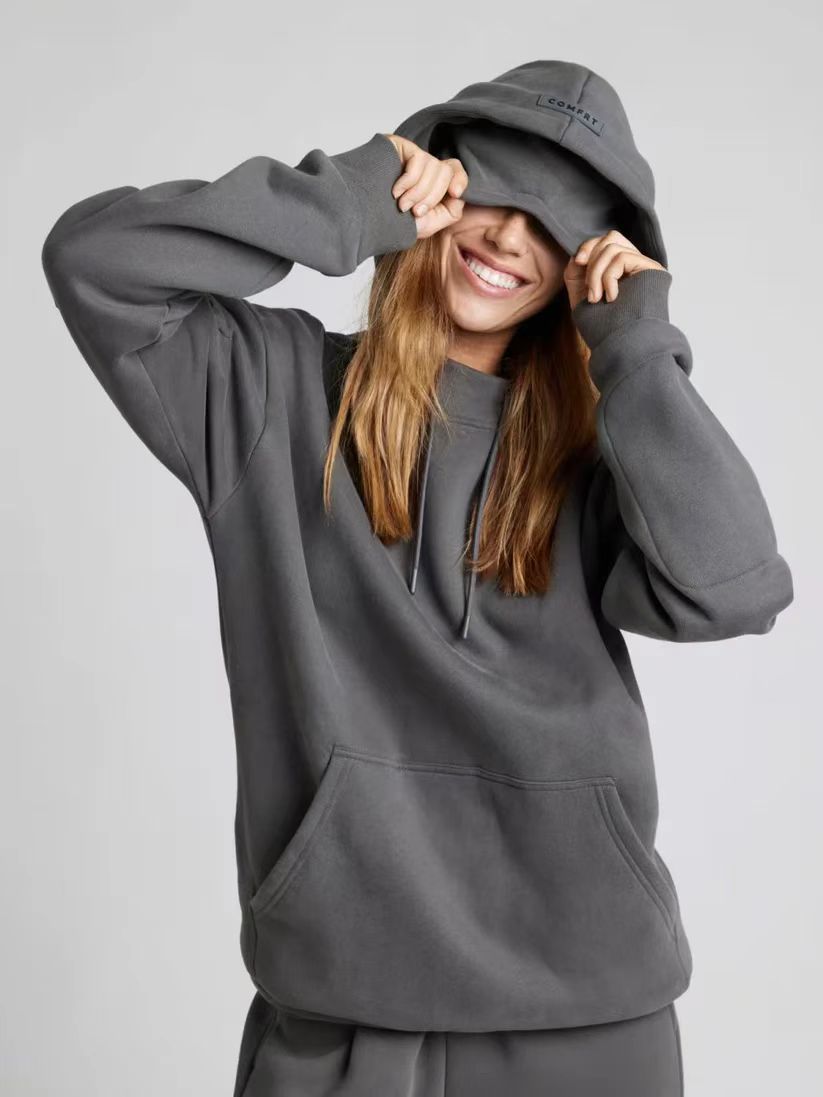 Sudadera con capucha y cordón