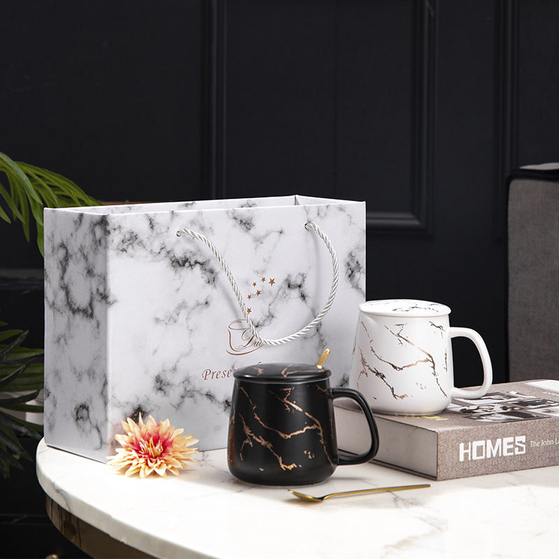 Keramiktasse nordisches Marmormuster